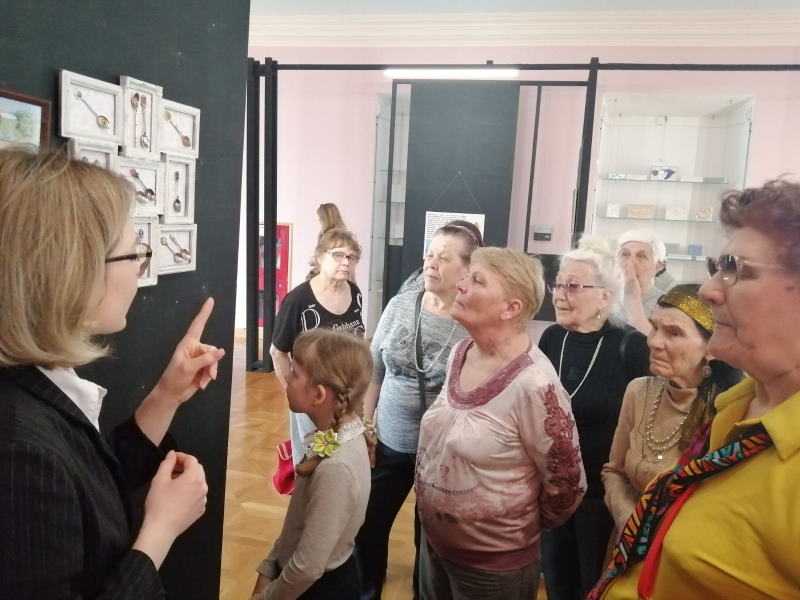 Выставка ложек в  музее им. Бр.Баташевых.